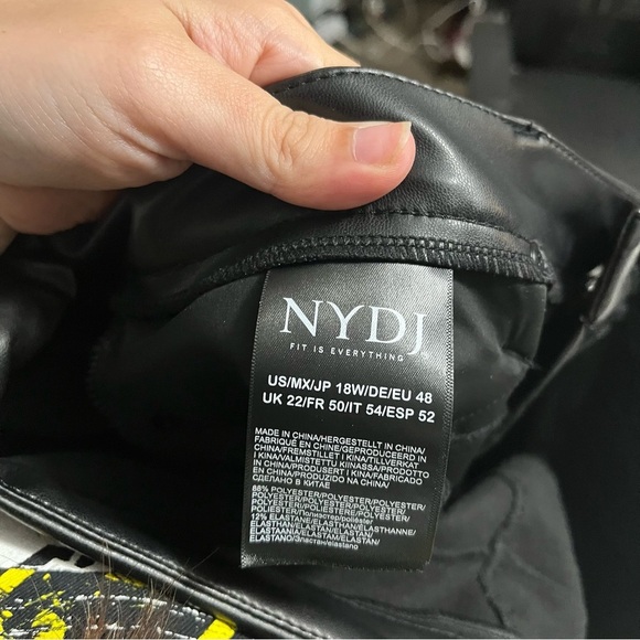 NYDJ Sculpt-Her Faux Leather Marilyn Straight Pants Black Plus Size 18 W Wide I2 - Picture 6 of 11